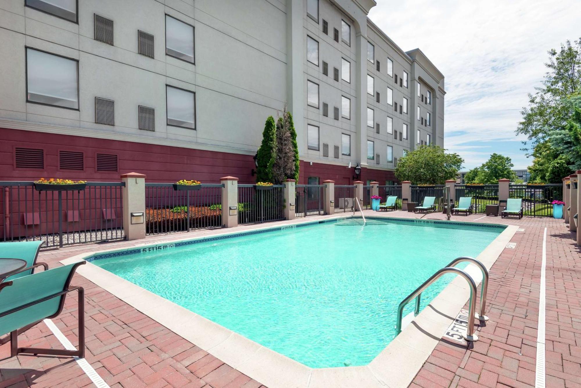 Hampton Inn South Plainfield-Piscataway Buitenkant foto