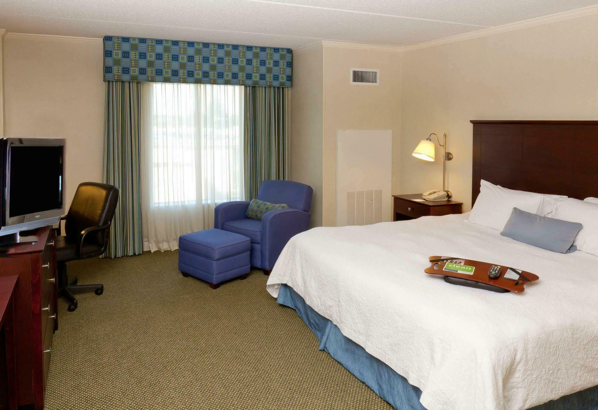 Hampton Inn South Plainfield-Piscataway Buitenkant foto